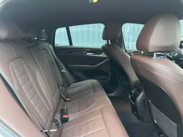 BMW X4 M40d  AHK 21 Rad Sitzbelüft HarmKa 8-fach-Ber