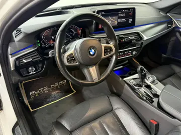 BMW 530 d xDrive M-Sport Massage