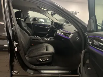 BMW 530dxD Lim HUD Laser