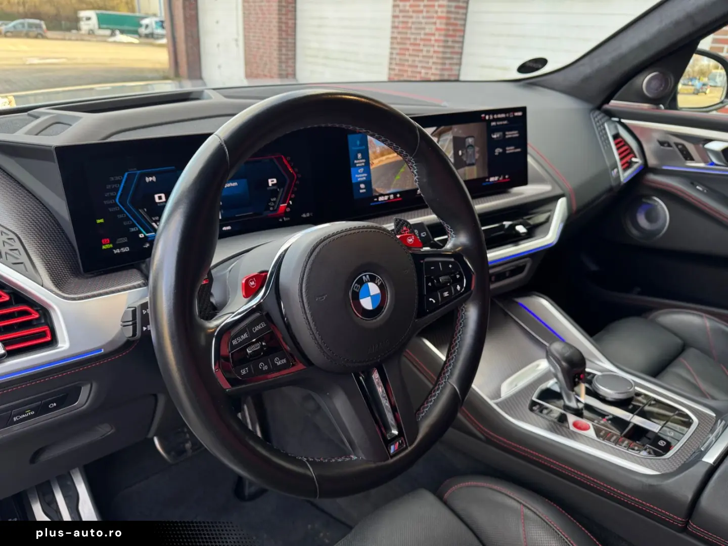 BMW XM LABEL RED  Bowers & Wilkins Massage Adapt.M