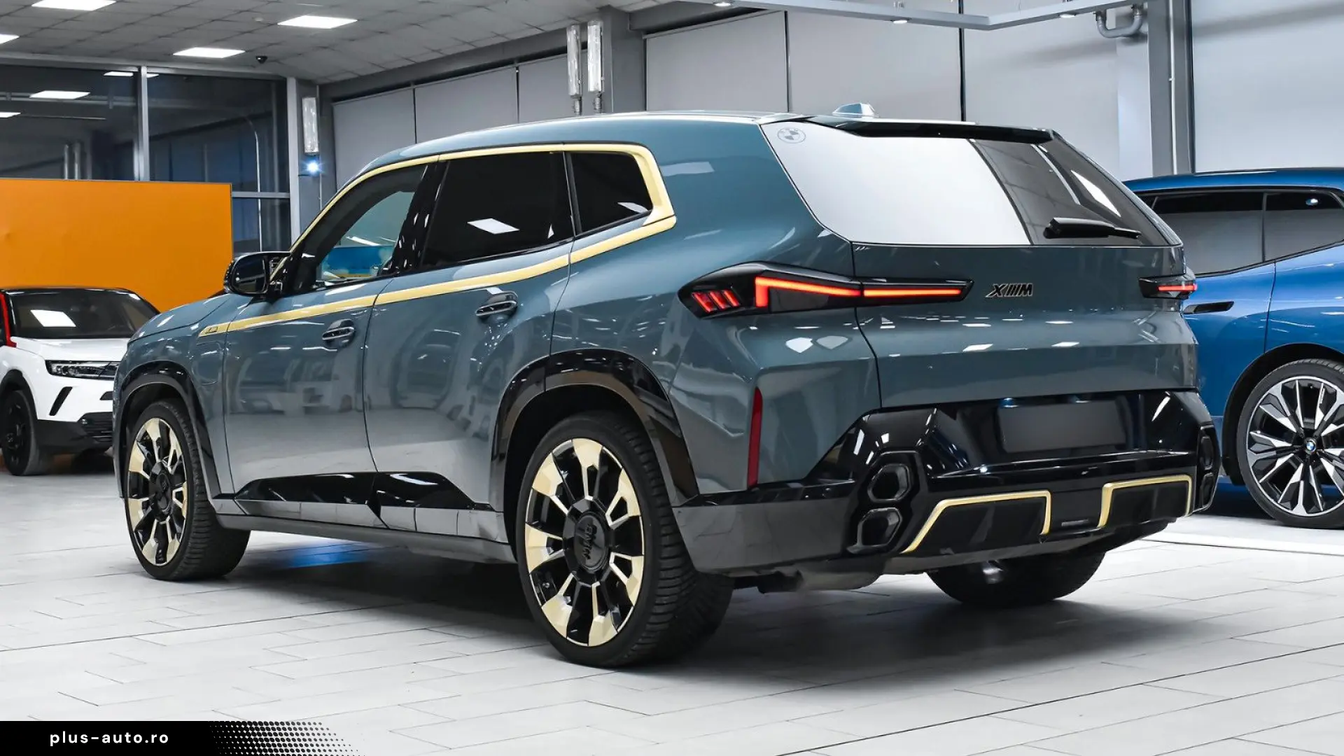 BMW XM 4.4 VintageLeather 23zol BowersWilkins Iconic