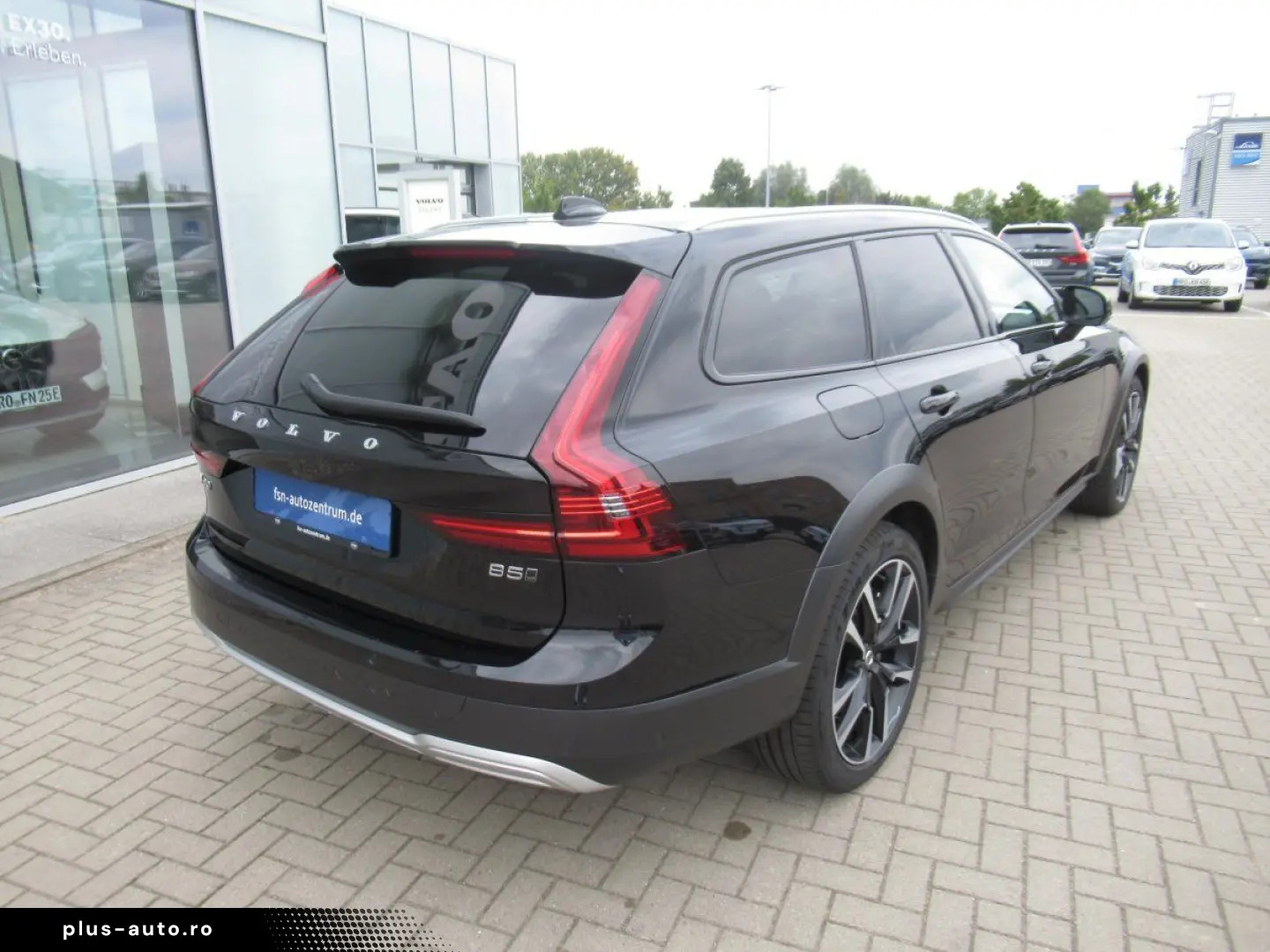 VOLVO V90 Cross Country B5 Benzin AWD Ultimate