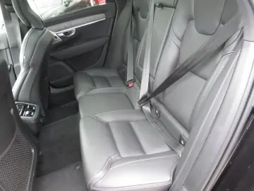 VOLVO V90 Cross Country B5 Benzin AWD Ultimate