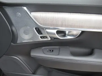 VOLVO V90 Cross Country B5 Benzin AWD Ultimate