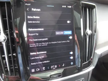 VOLVO V90 Cross Country B5 Benzin AWD Ultimate