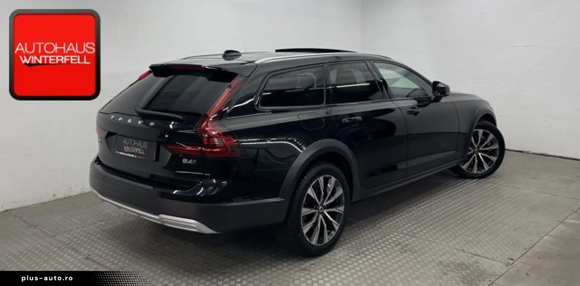 VOLVO V90 Cross Country Plus B4 AWD