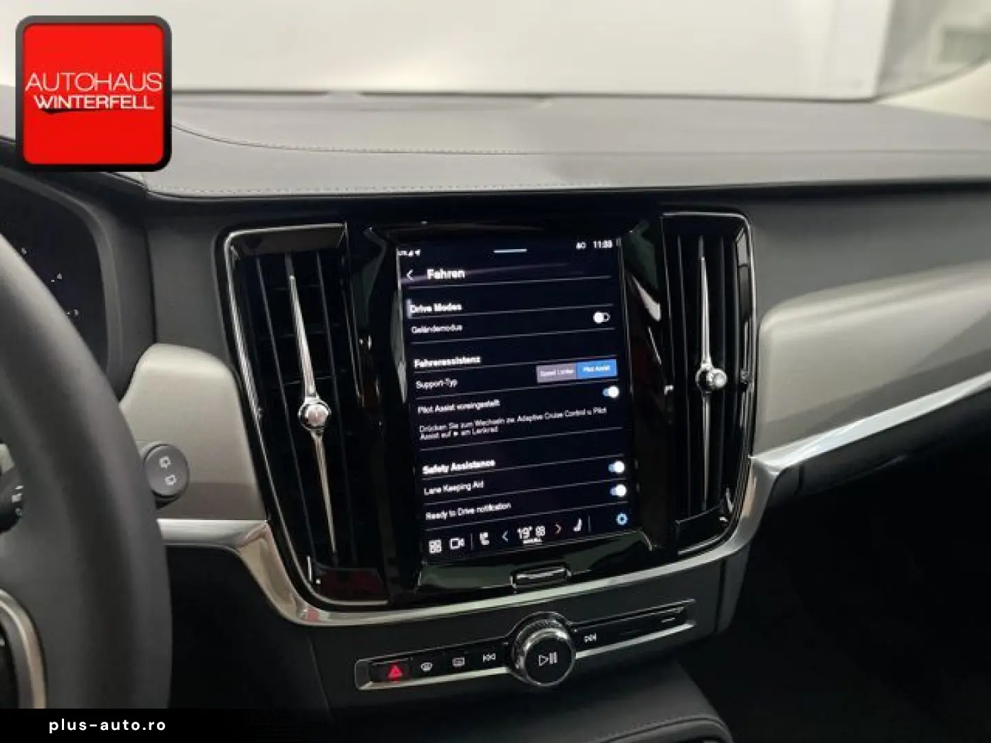 VOLVO V90 Cross Country Plus B4 AWD