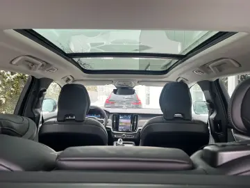 VOLVO V90 Cross Country B5 AWD Ultimate