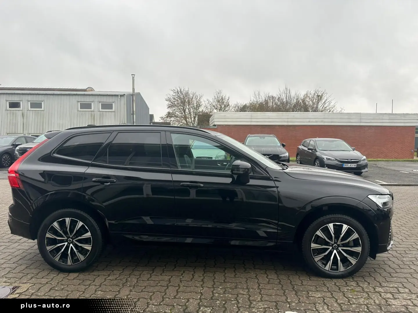 VOLVO XC60 B4 Diesel AWD Plus Dark