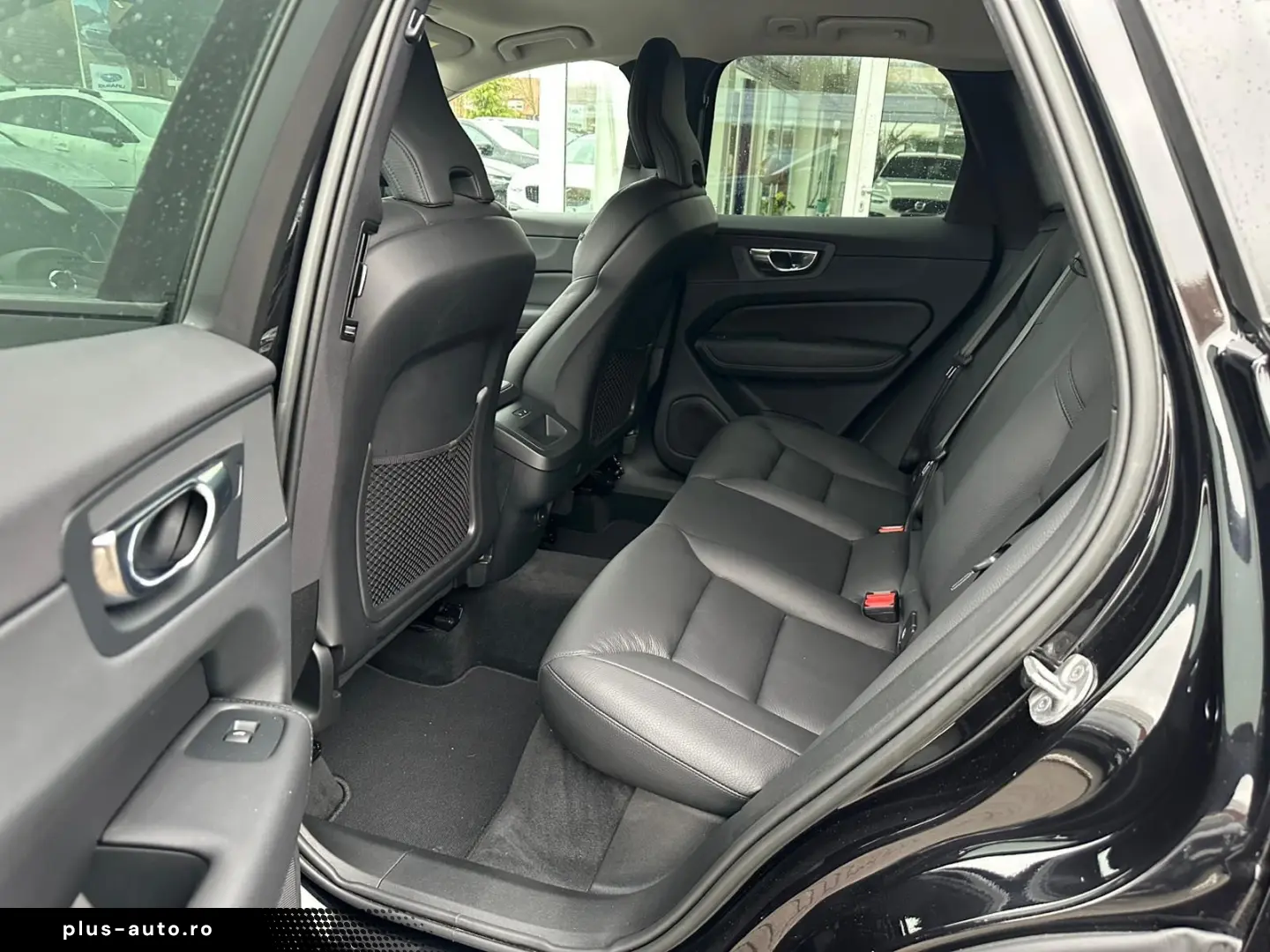 VOLVO XC60 B4 Diesel AWD Plus Dark