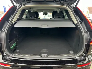 VOLVO XC60 B4 Diesel AWD Plus Dark