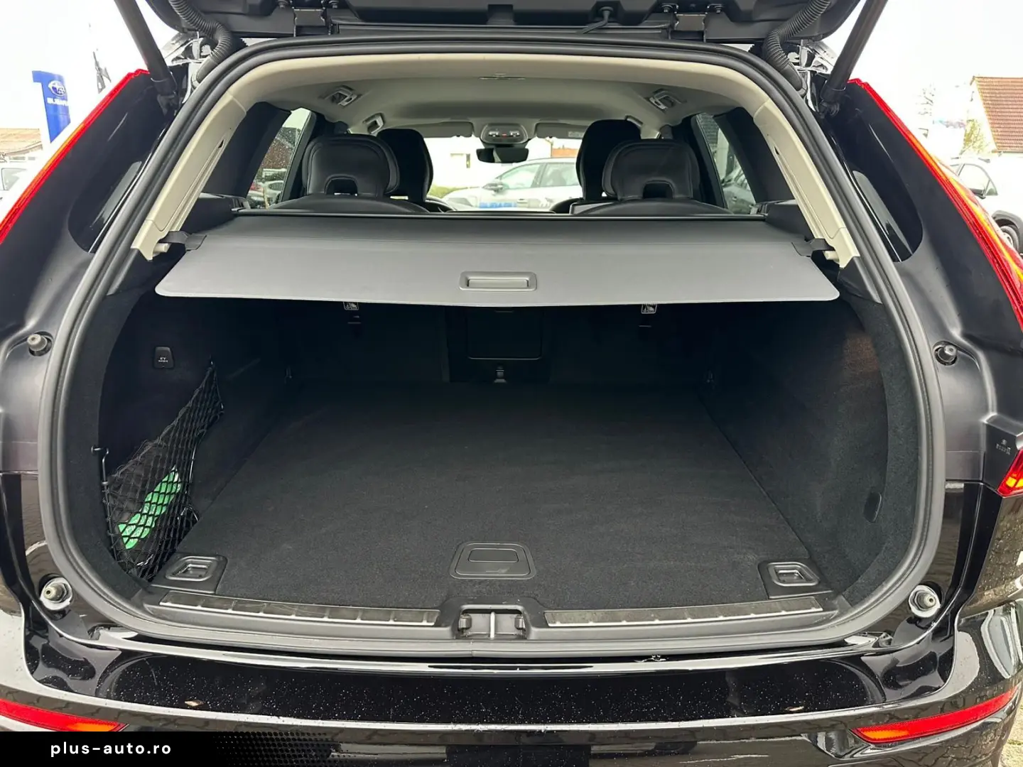 VOLVO XC60 B4 Diesel AWD Plus Dark