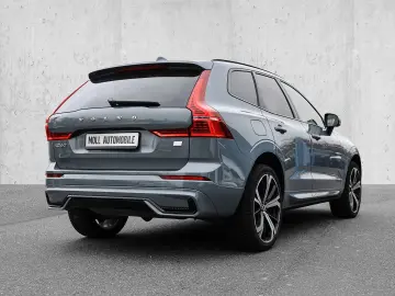 VOLVO XC60 Ultimate Dark Recharge Plug-In Hybrid AWD T