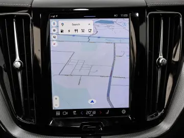 VOLVO XC60 Ultimate Dark Recharge Plug-In Hybrid AWD T