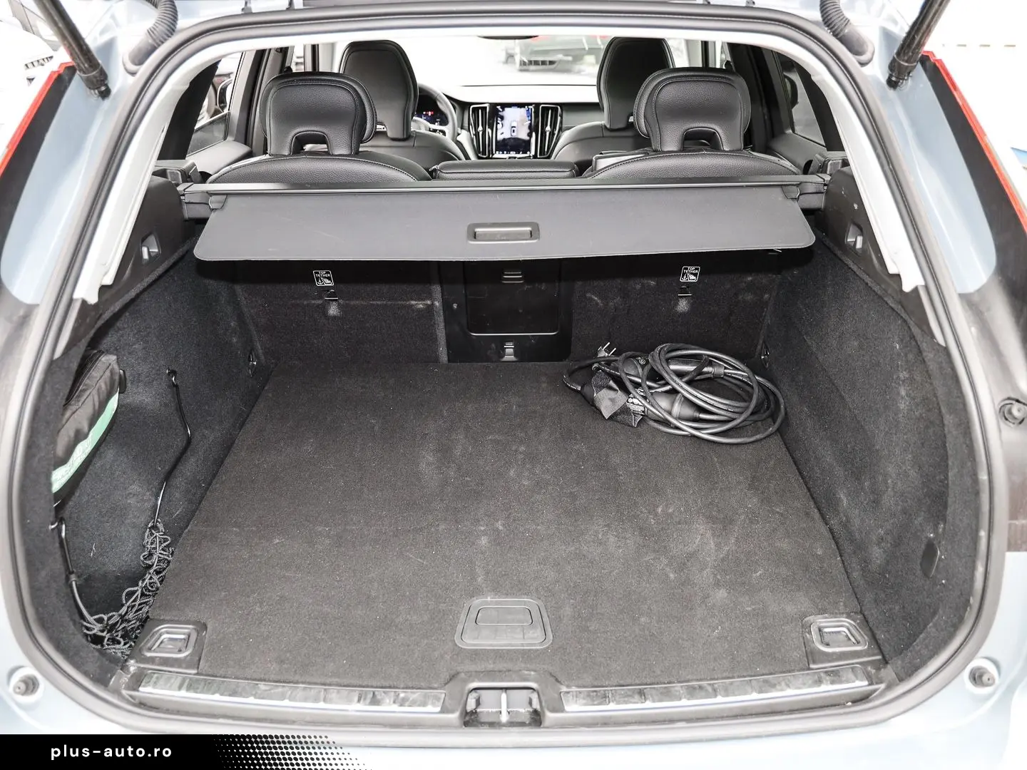 VOLVO XC60 Ultimate Dark Recharge Plug-In Hybrid AWD T