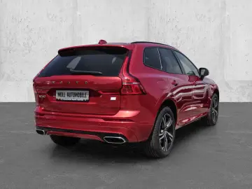 VOLVO XC60 R Design Recharge Plug-In Hybrid AWD T8