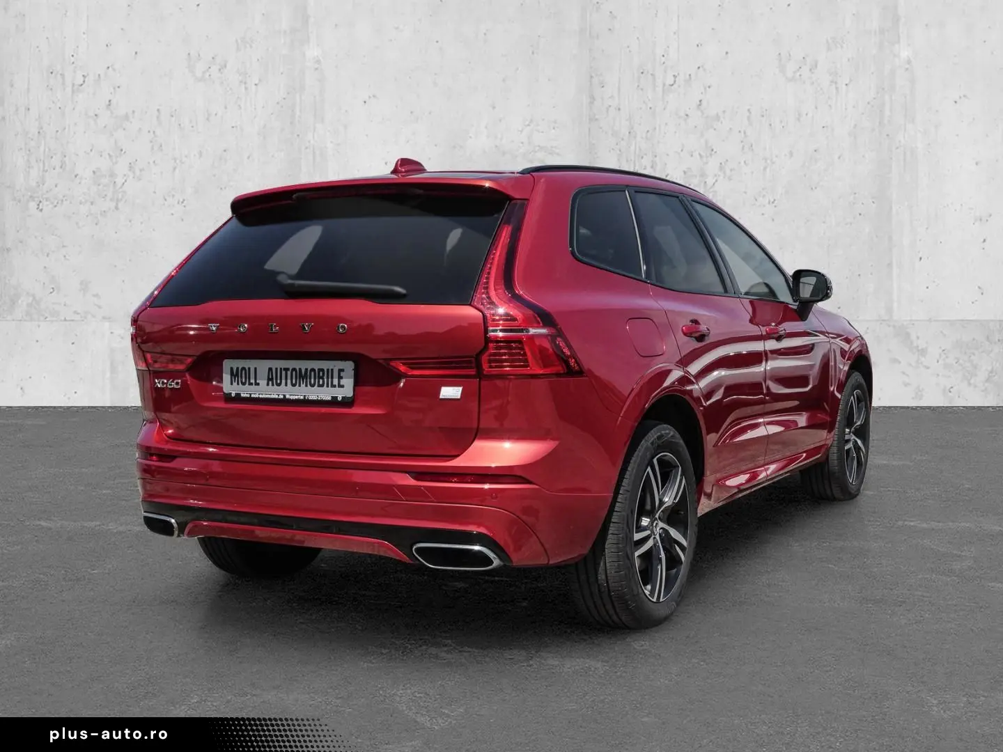 VOLVO XC60 R Design Recharge Plug-In Hybrid AWD T8