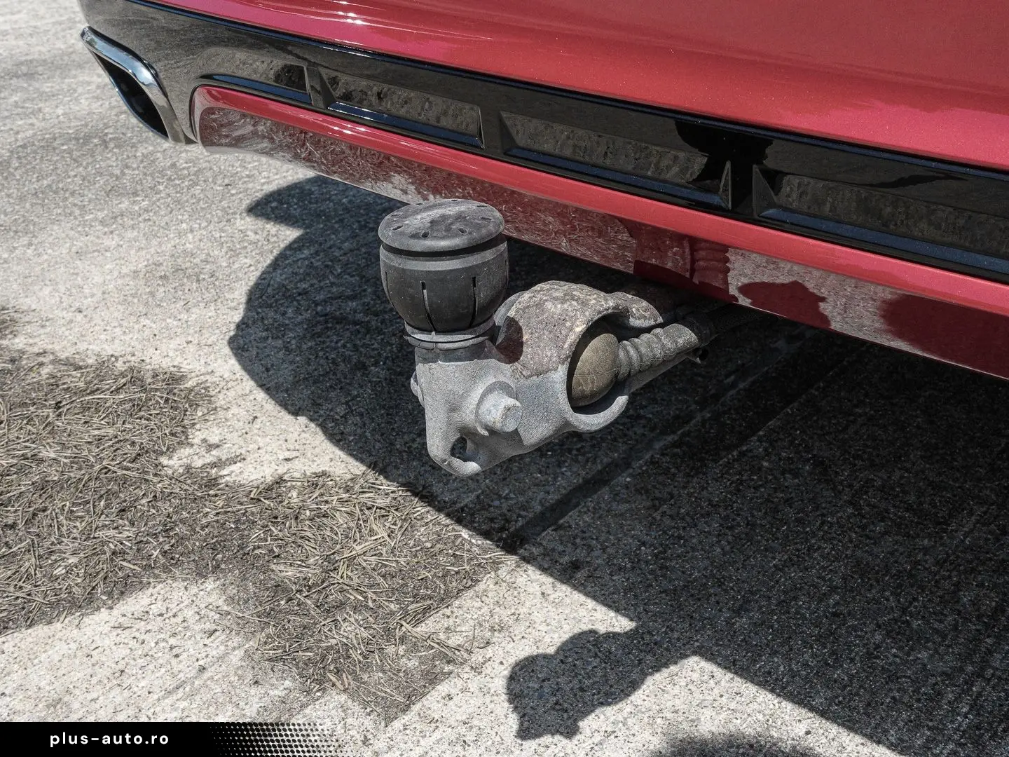 VOLVO XC60 R Design Recharge Plug-In Hybrid AWD T8