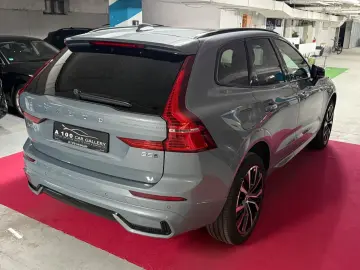 VOLVO XC60 B 5Ultimate Dark AWD Panorama
