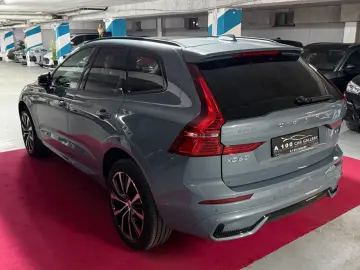 VOLVO XC60 B 5Ultimate Dark AWD Panorama