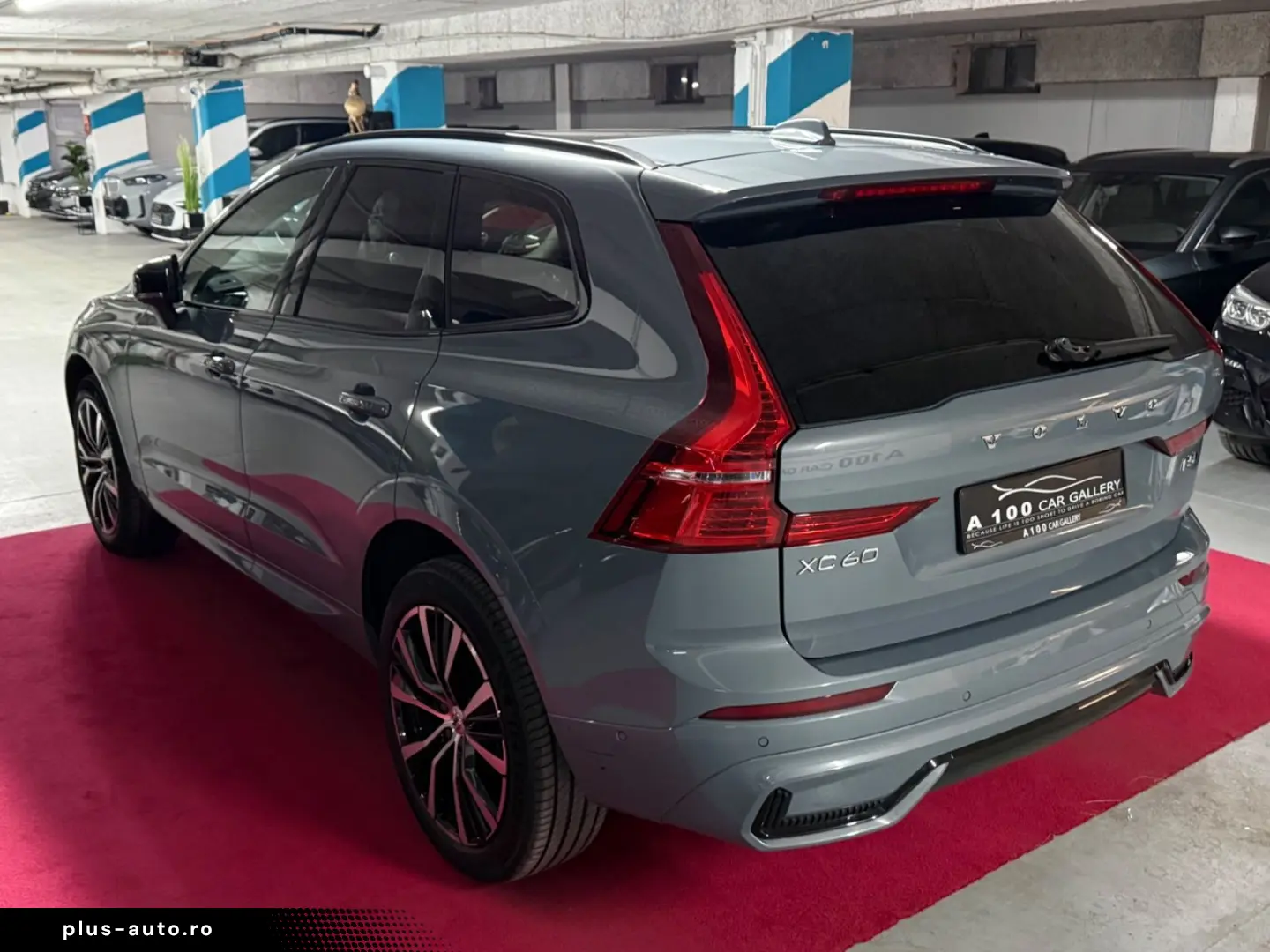 VOLVO XC60 B 5Ultimate Dark AWD Panorama