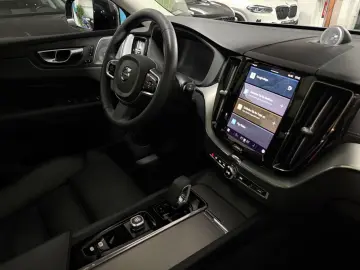 VOLVO XC60 B 5Ultimate Dark AWD Panorama