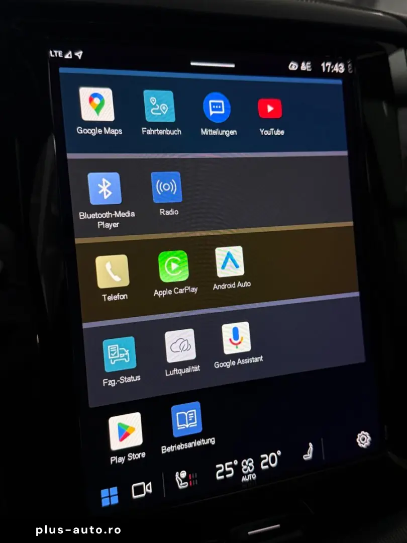 VOLVO XC60 B 5Ultimate Dark AWD Panorama