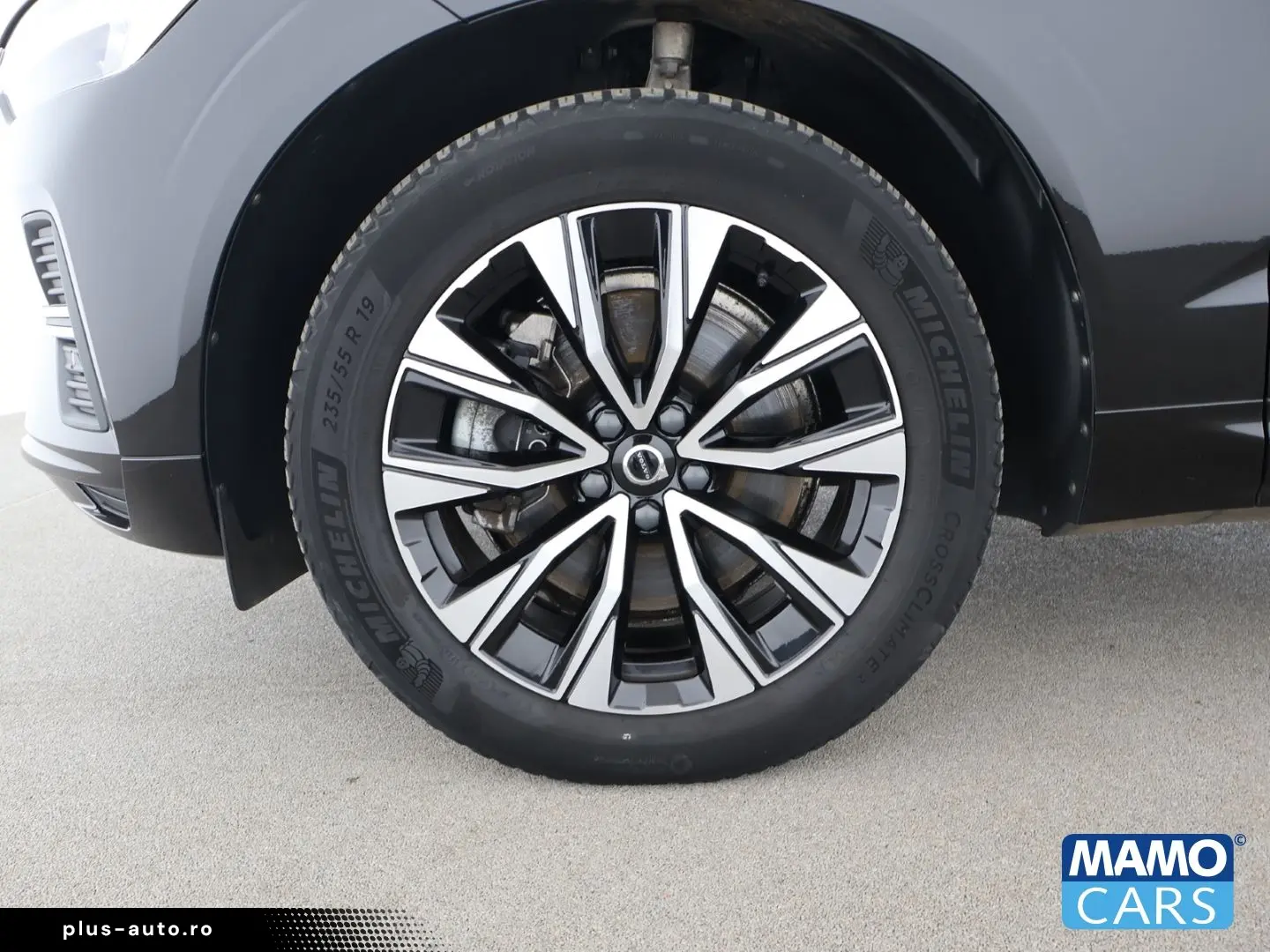 VOLVO XC60 B4 Core ACC BLIS CAM