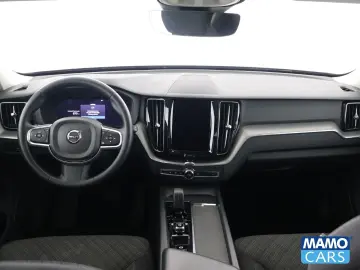 VOLVO XC60 B4 Core ACC BLIS CAM