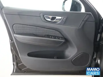 VOLVO XC60 B4 Core ACC BLIS CAM