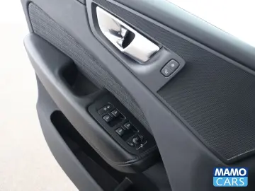 VOLVO XC60 B4 Core ACC BLIS CAM