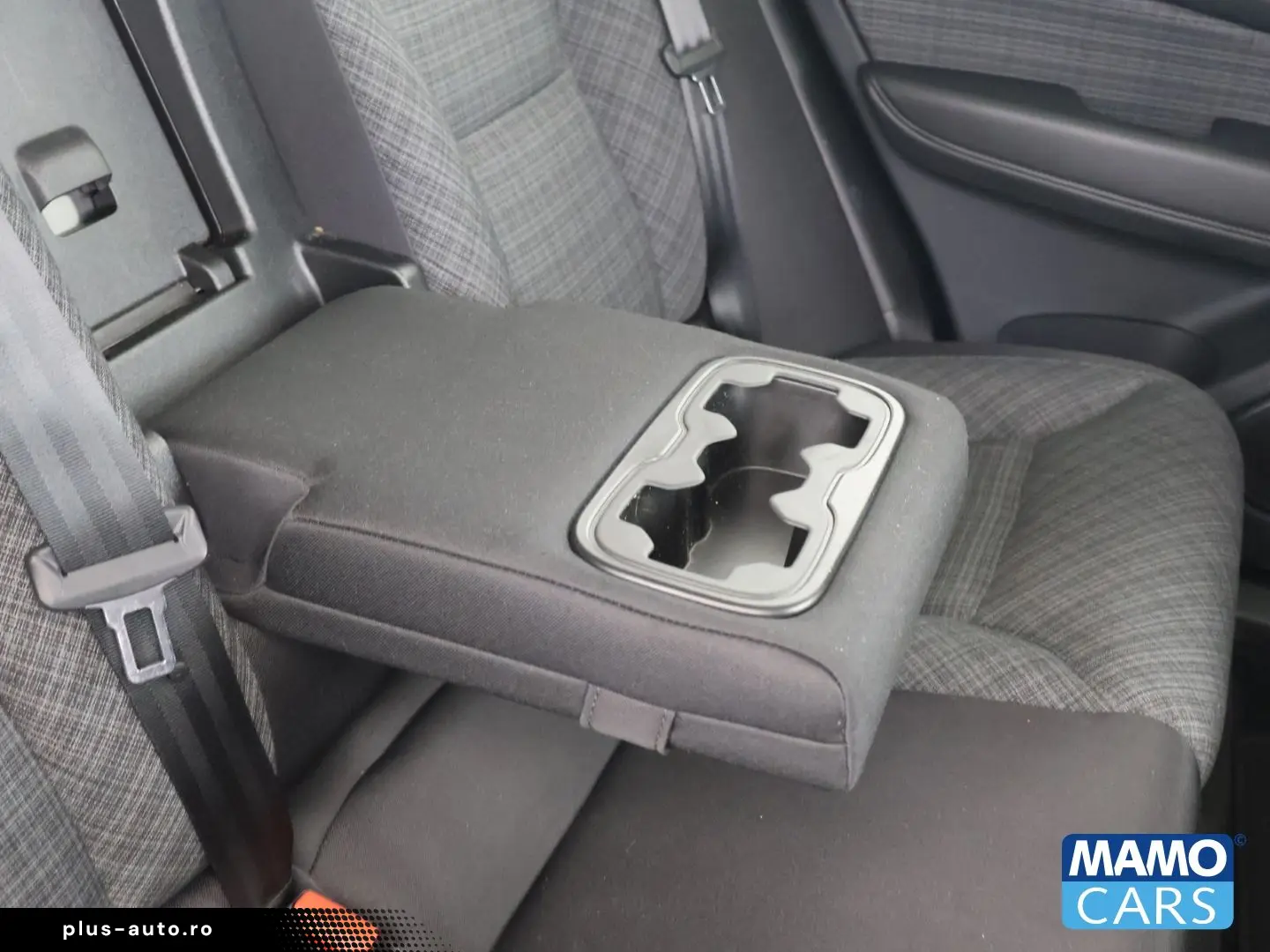 VOLVO XC60 B4 Core ACC BLIS CAM