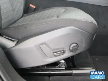 VOLVO XC60 B4 Core ACC BLIS CAM