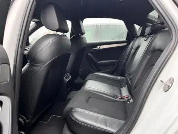 Audi A4 2.0 TDI DPF clean multitronic S line Sportpaket