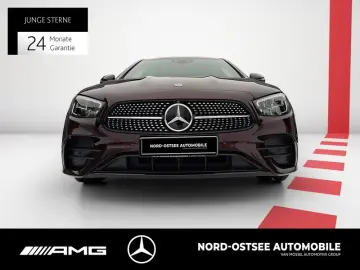 MERCEDES-BENZ E 220 d Coupé AMG LINE 360 NIGHT PDC BURMESTER