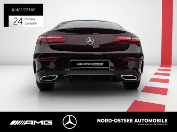 MERCEDES-BENZ E 220 d Coupé AMG LINE 360 NIGHT PDC BURMESTER