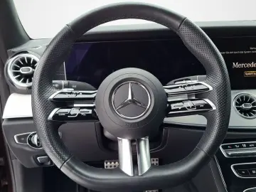 MERCEDES-BENZ E 220 d Coupé AMG LINE 360 NIGHT PDC BURMESTER