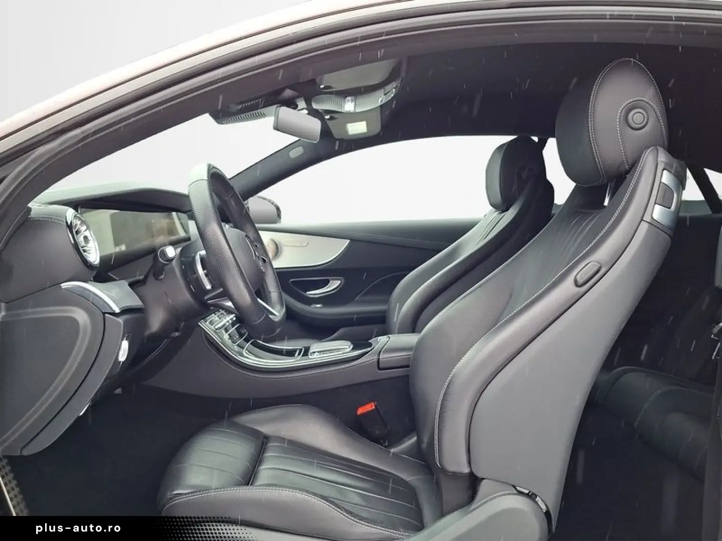 MERCEDES-BENZ E 220 d Coupé AMG LINE 360 NIGHT PDC BURMESTER