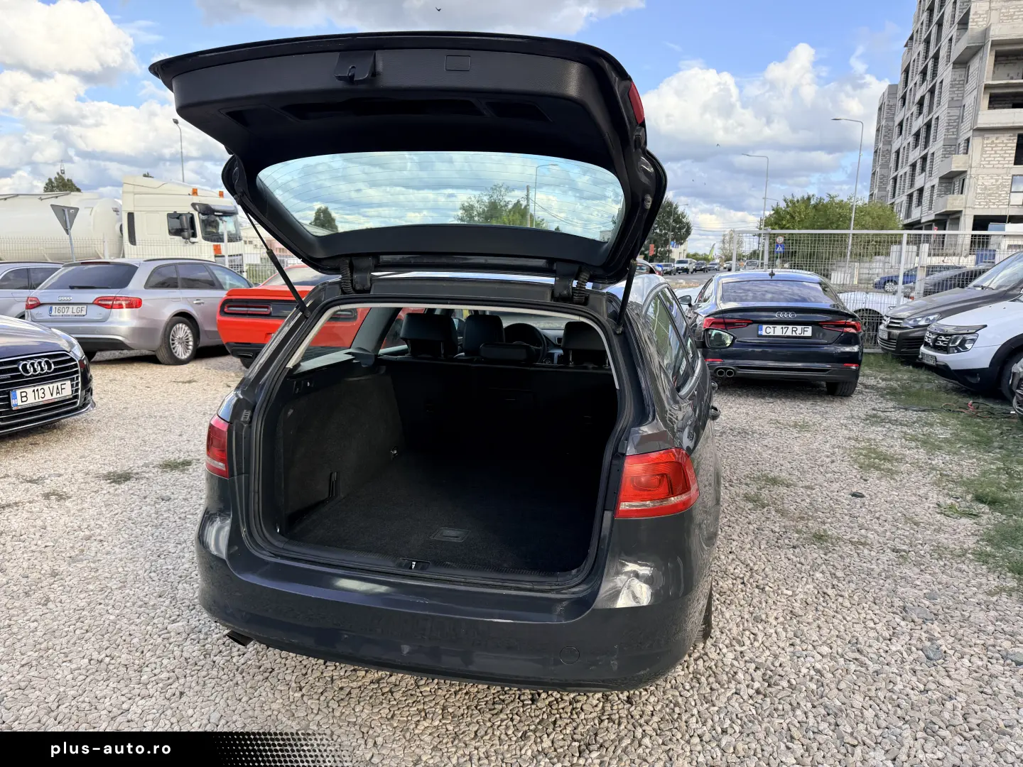 3000e avans si 3000e in 3 luni