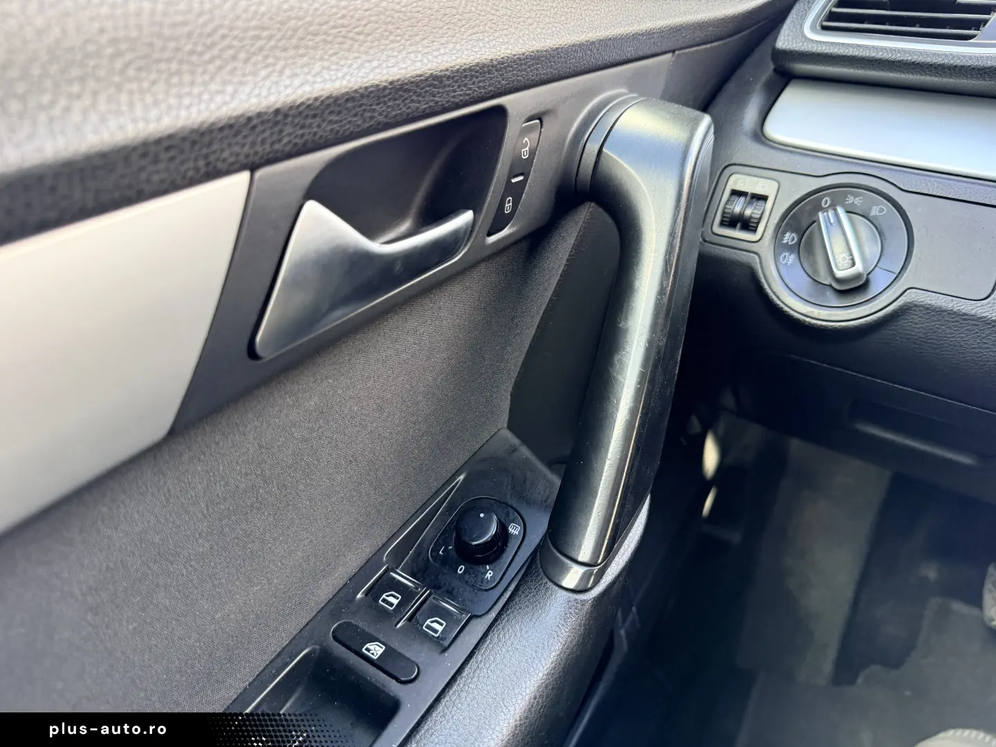 3000e avans si 3000e in 3 luni