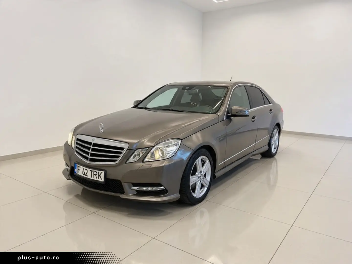 Mercedes-Benz E300 Bluetec hybrid