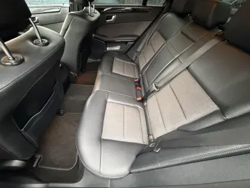 Mercedes-Benz E300 Bluetec hybrid