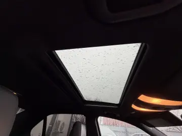 Mercedes-Benz E300 Bluetec hybrid