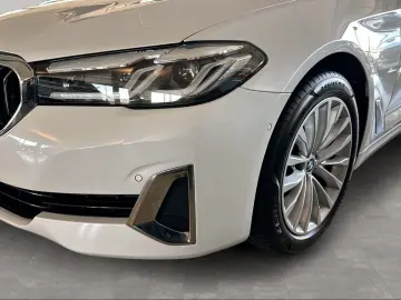 BMW 530i xDrive Limousine LiveCockpitProf Head-Up