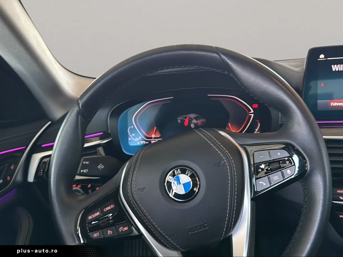 BMW 530i xDrive Limousine LiveCockpitProf Head-Up