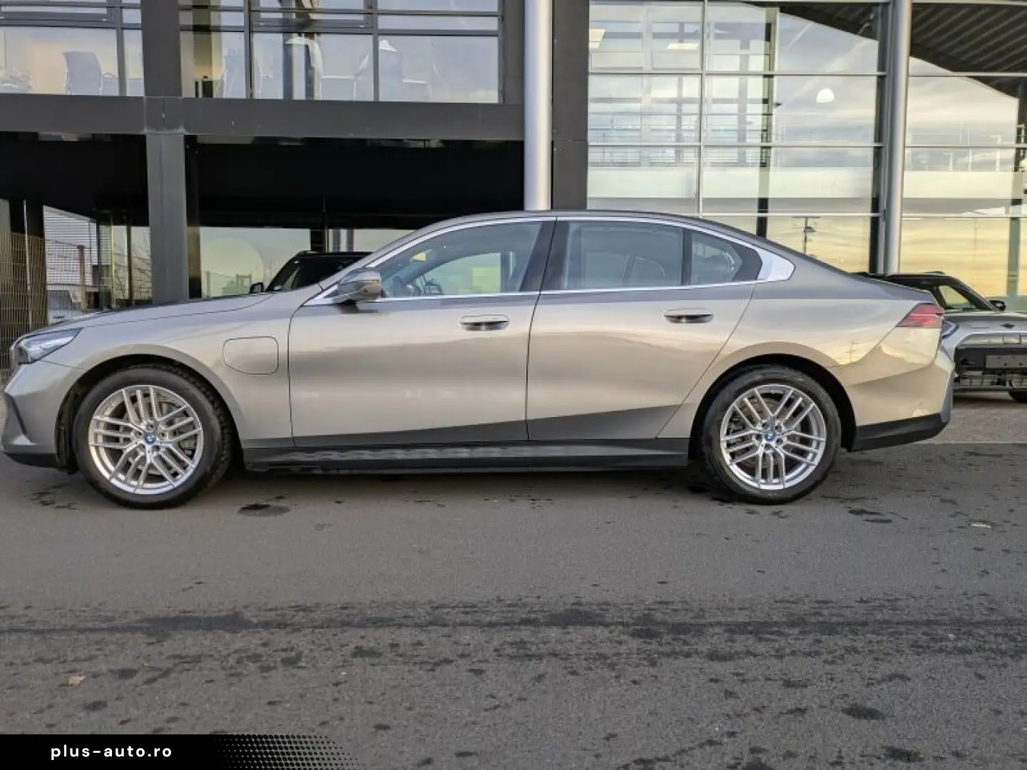 BMW 530e Limousine Driv.Ass.Plus. Park.Ass.Plus. H&K