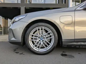 BMW 530e Limousine Driv.Ass.Plus. Park.Ass.Plus. H&K