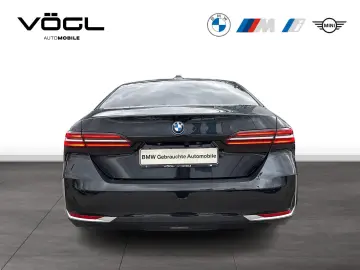 BMW 530e Limousine Panoramadach AHK Comfortpaket