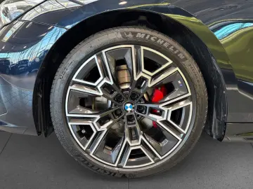 BMW 520i M SPORT PRO AdLED DA IconicGlow Kam H K 20