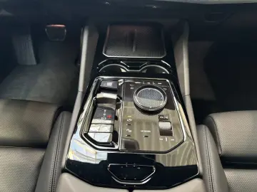 BMW 520i M SPORT PRO AdLED DA IconicGlow Kam H K 20